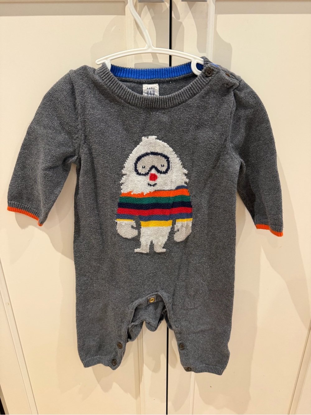 Gap 6-12m Kids Gray One-Piece Romper with Colorful Yeti Motif